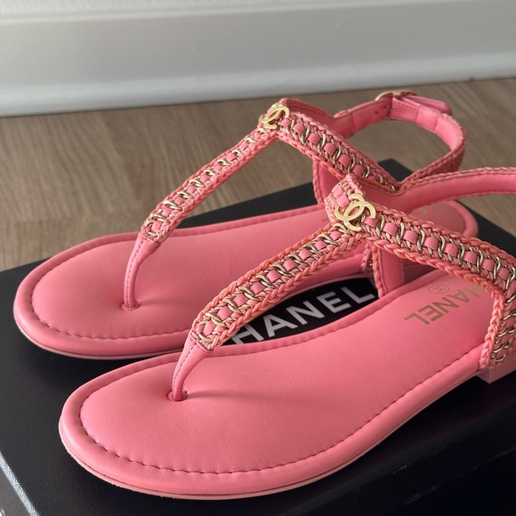 100% authentic Chanel chain sandals lambskin - Picture 11 of 11